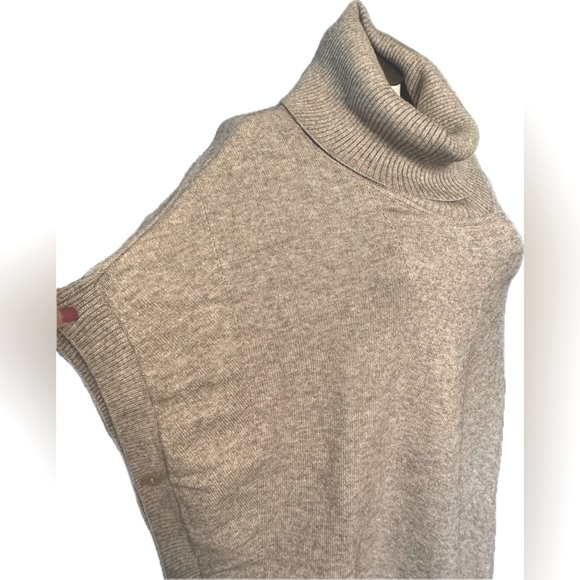 SISTERS Sweater Poncho, single button either side Dark beige cowlneck XL Excelnt - Picture 2 of 6